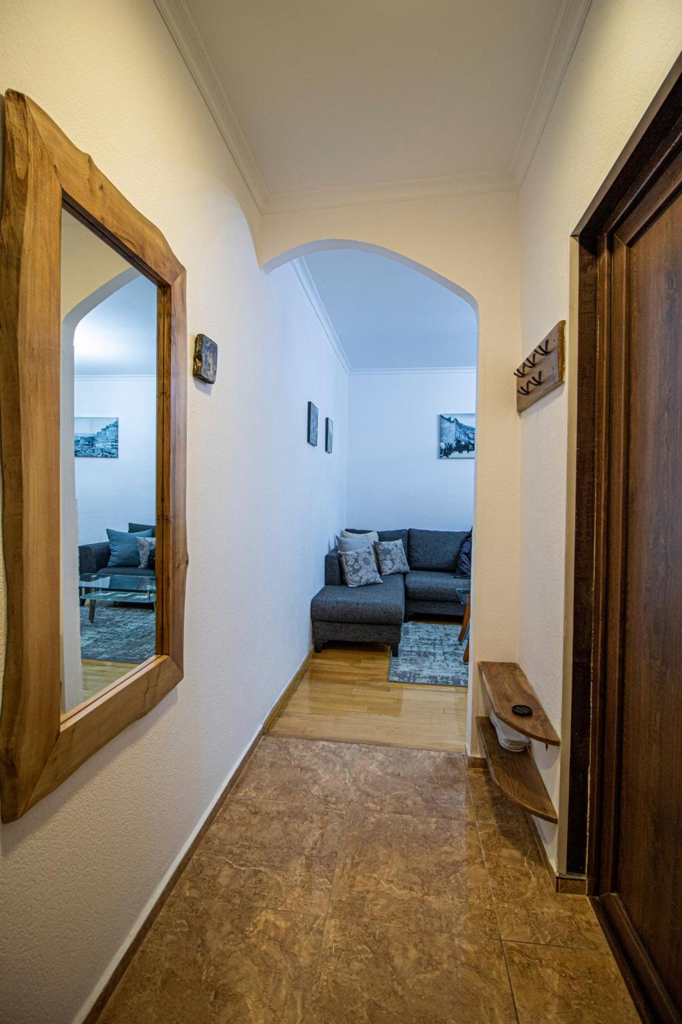 Cozy Apartment On Kostava Tbilisi Buitenkant foto
